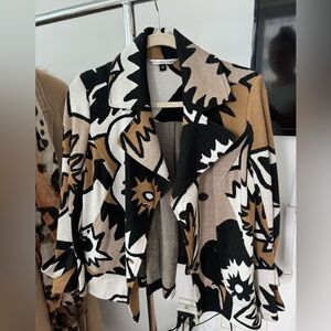 DVF vintage sport coat, multicolored pattern, pleated back